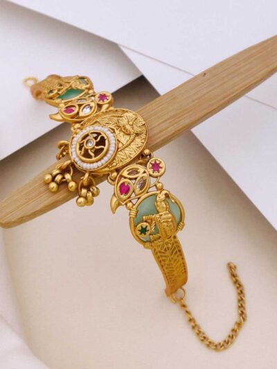 Aaradhya Filigree Pearl Bracelet