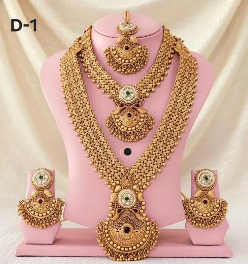 Aarohi Bridal Necklace Set