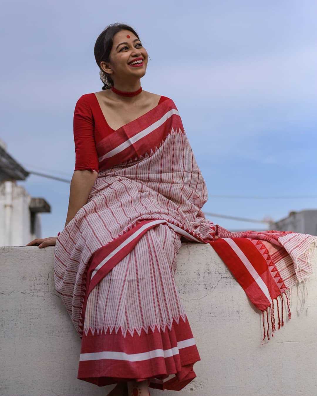 Ananya Premium Linen Cotton Saree 2 Ananya Premium Linen Cotton Saree - Image 2